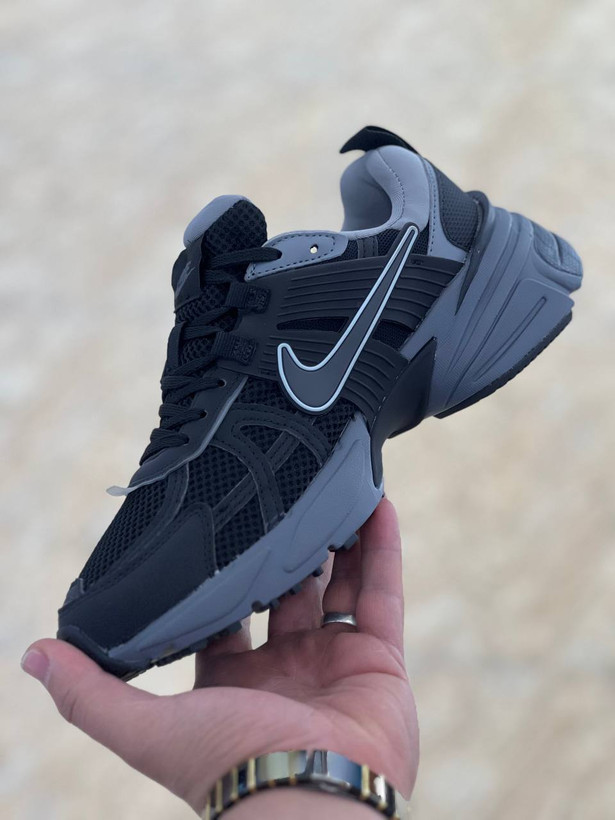 کتونی نایک وی تو کی ران ساخت ویتنام سایز ۳۷ الی ۴۵ | Nike V2K Run