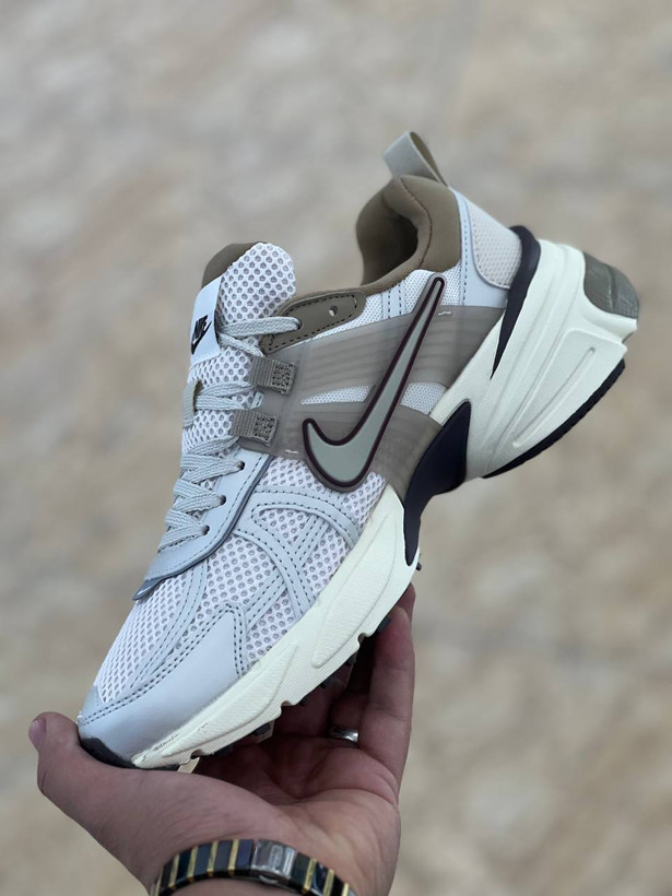 کتونی نایک وی تو کی ران ساخت ویتنام سایز ۳۷ الی ۴۵ | Nike V2K Run