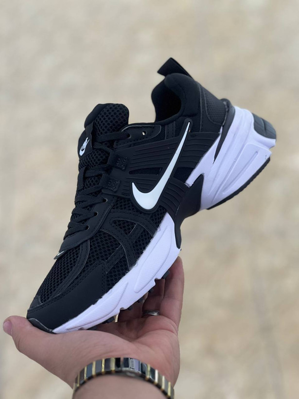 کتونی نایک وی تو کی ران ساخت ویتنام سایز ۳۷ الی ۴۵ | Nike V2K Run