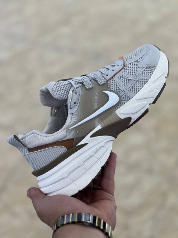 کتونی نایک وی تو کی ران ساخت ویتنام سایز ۳۷ الی ۴۵ | Nike V2K Run