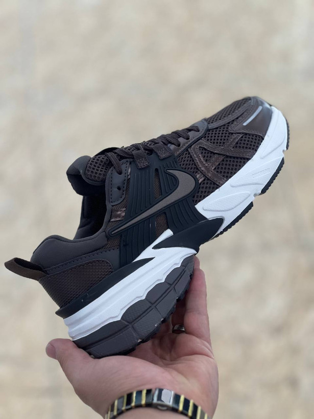 کتونی نایک وی تو کی ران ساخت ویتنام سایز ۳۷ الی ۴۵ | Nike V2K Run