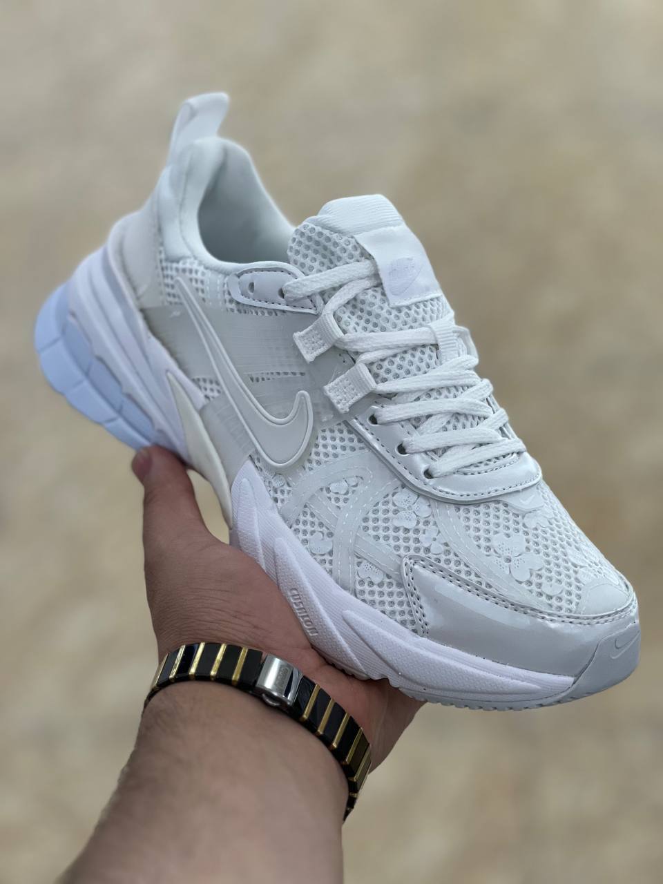 کتونی نایک وی تو کی ران ساخت ویتنام سایز ۳۷ الی ۴۰ | Nike V2K Run