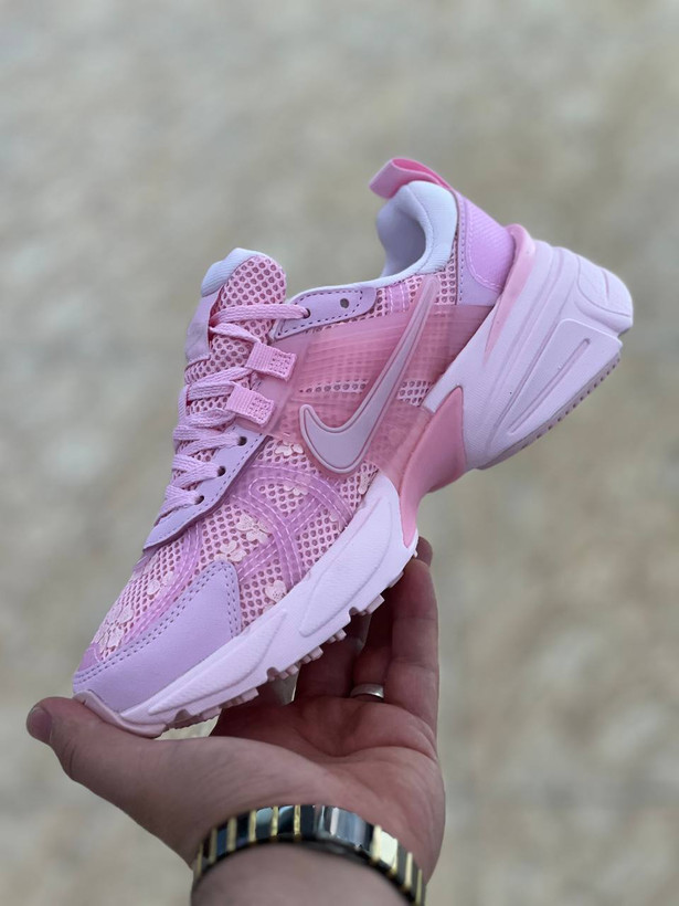 کتونی نایک وی تو کی ران ساخت ویتنام سایز ۳۷ الی ۴۰ | Nike V2K Run