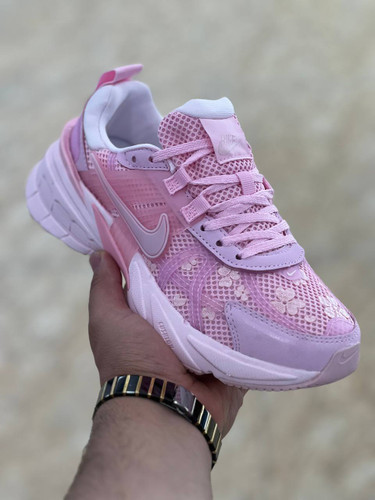 کتونی نایک وی تو کی ران ساخت ویتنام سایز ۳۷ الی ۴۰ | Nike V2K Run